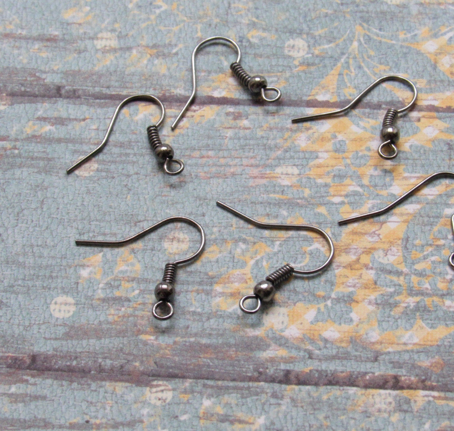 10 Pair Gun Metal Earring Hooks And Ear Nuts, Earring Wires, Bead And –  Beadstobows